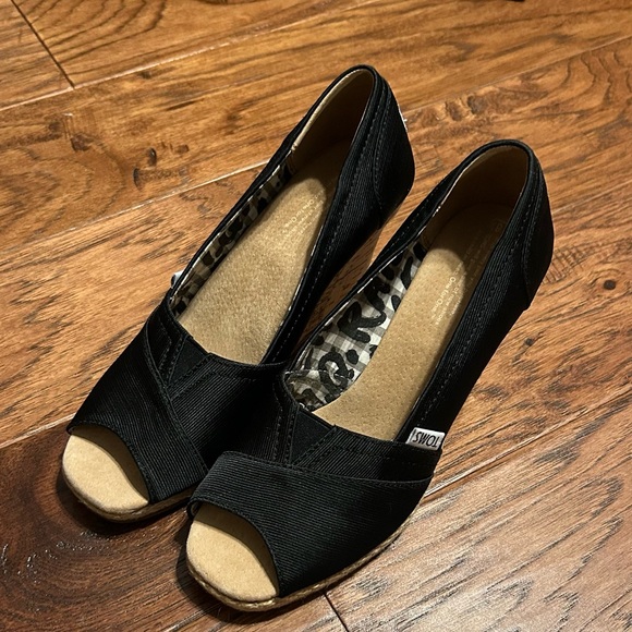 Toms Shoes - Toms Black Peep-Toe Heels